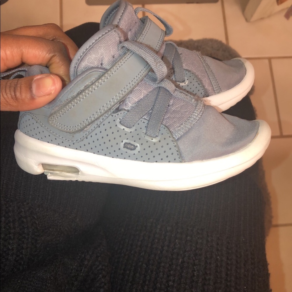 Kids shoes